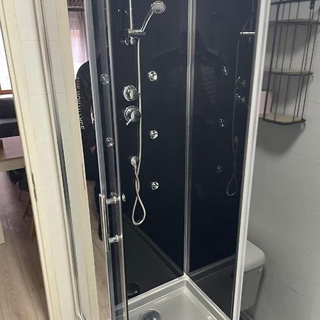 圣克洛德Chez Tikaf公寓 外观 照片